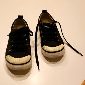 Keen Street Sneakers Black & White Size 7
